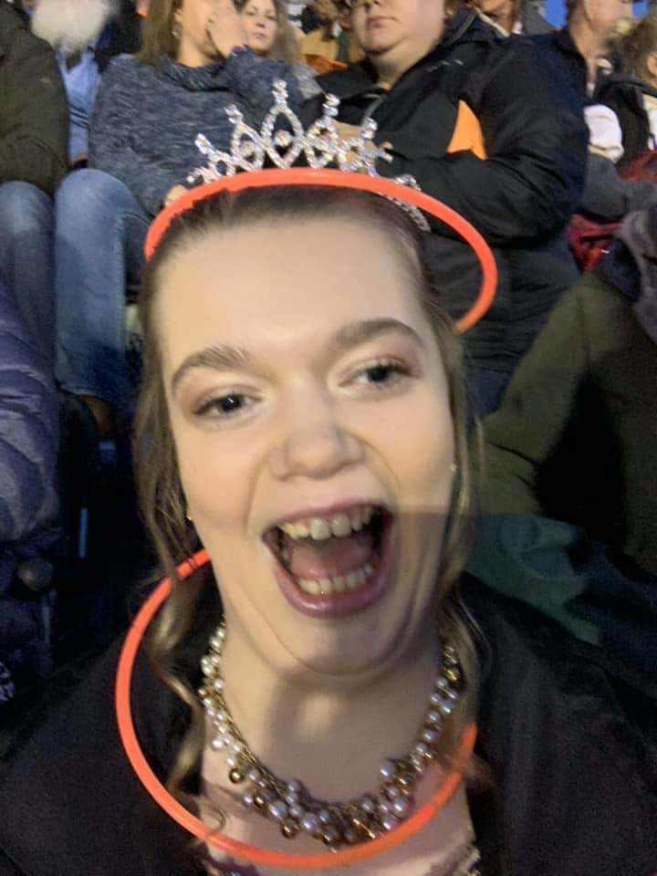 Rainier Woman Gets New Family Fit for Queen